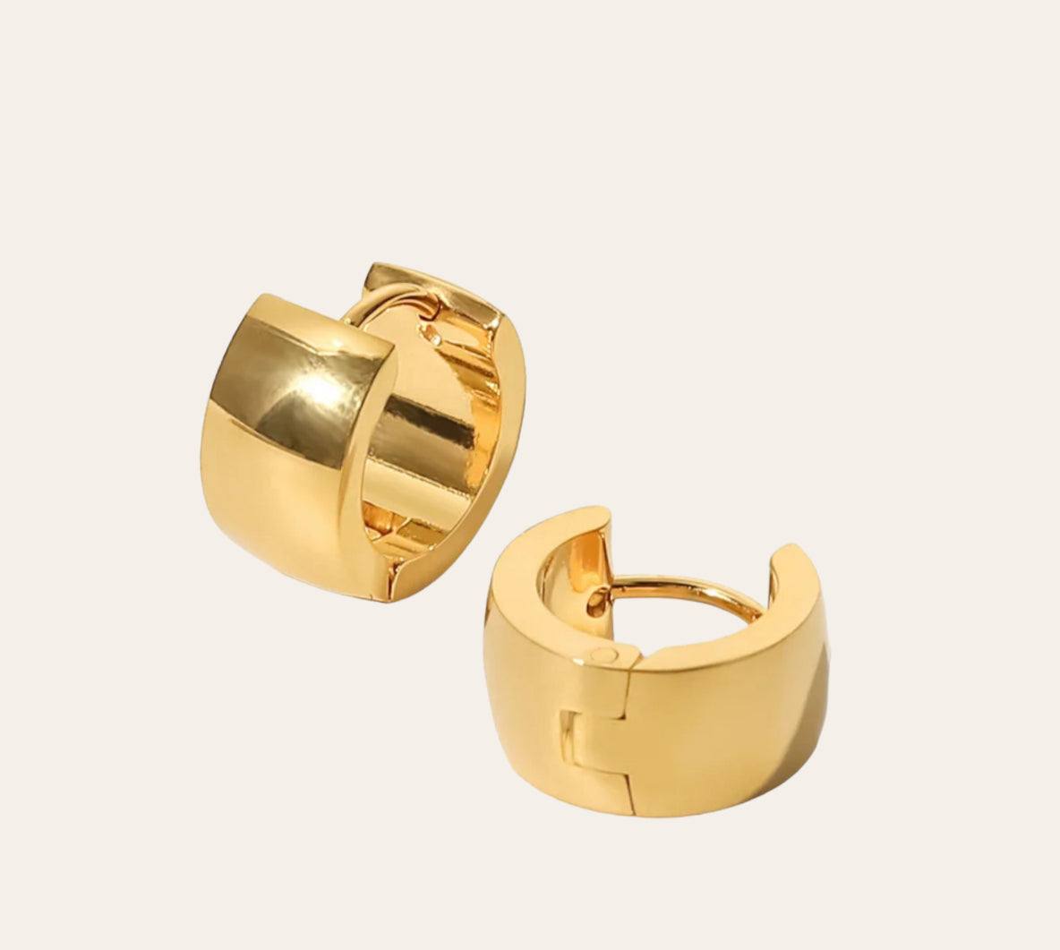 Aurea Cuff Huggies chunky dome huggie earrings (18k gold-plated stainless steel)