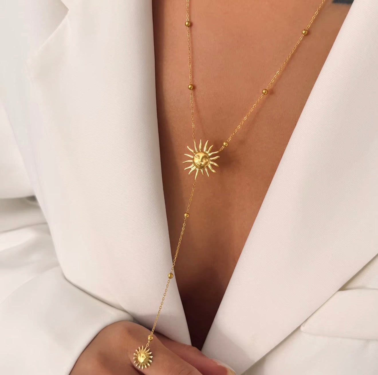 SUNNY NECKLACE