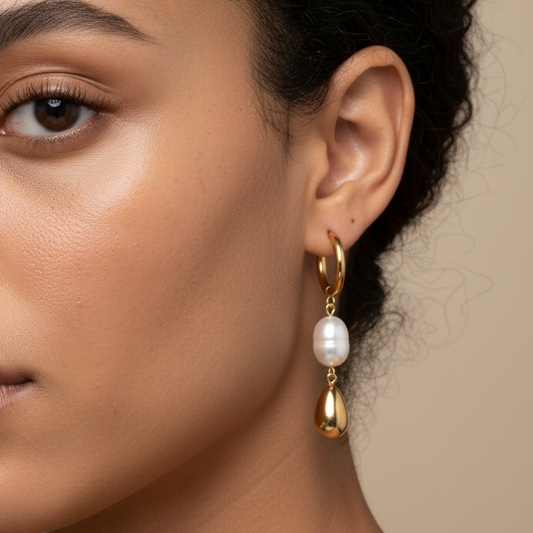ELARA PEARL EARRINGS