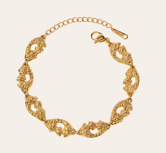 Ripple Bracelet with textured surface, crafted from Stainless Steel (316L) with 18k Gold-Plated finish, waterproof and hypoallergenic